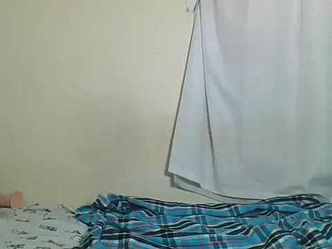 Sweetgal2025 online show from June 16, 1:23 pm