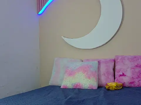 SamanthaLaurent online show from June 14, 2:24 am