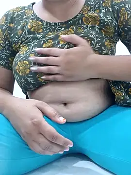 MiaBoldX online show from June 10, 7:51 am