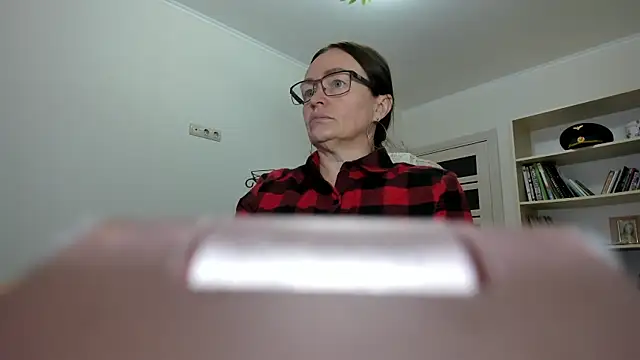 Vika73 online show from November 8, 7:02 am