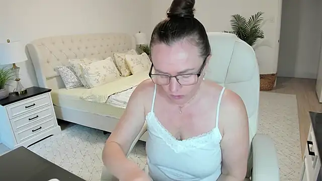 Vika73 online show from March 31, 12:05 pm