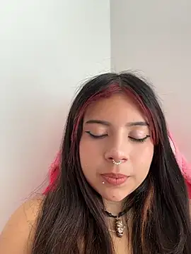 softdoll-  online show from July 4, 6:26 pm