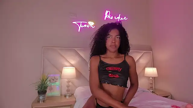 tyla stp online show from June 15, 5:24 pm
