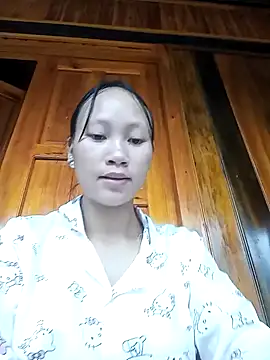 hellenmay11 online show from August 4, 1:55 am