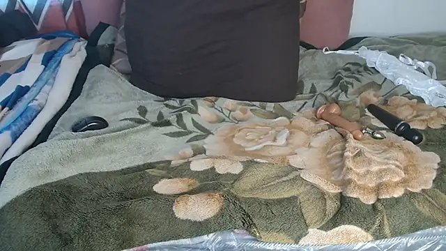 Round Booty Ebony online show from June 28, 9:27 am