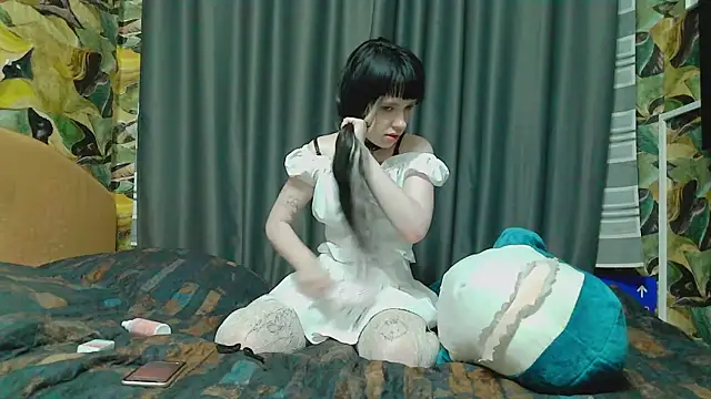 SweetBladee online show from May 23, 4:49 pm
