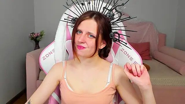 FreyaVeys online show from June 28, 1:07 pm