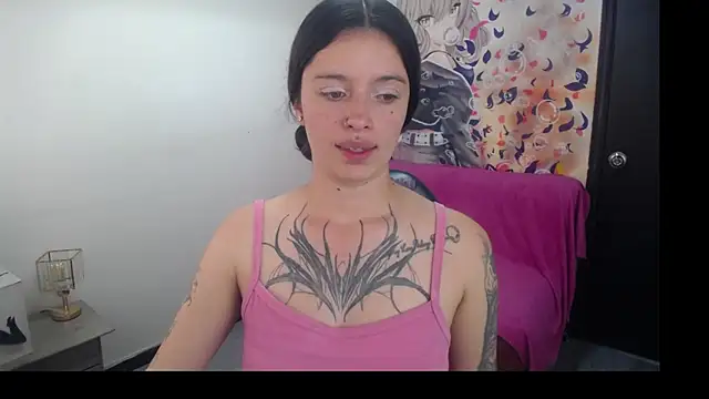 Lucia evans22 online show from June 17, 8:54 pm