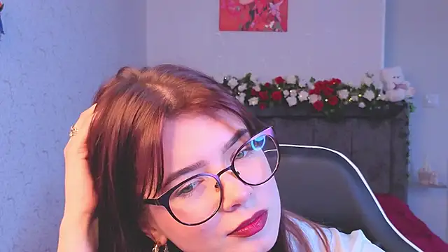 MelissaMay   online show from July 8, 10:56 pm