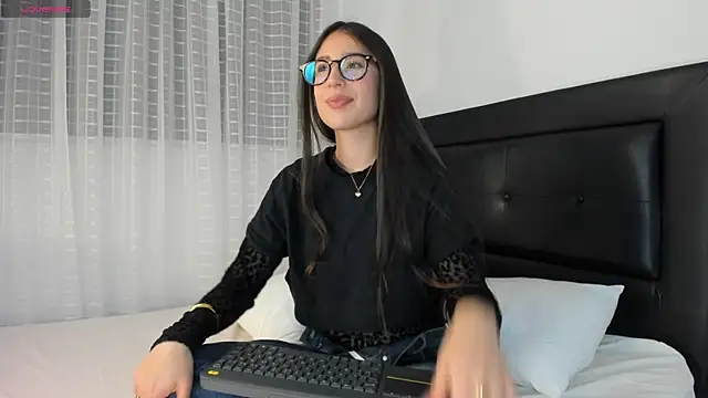 sweet mariam online show from June 21, 6:45 pm