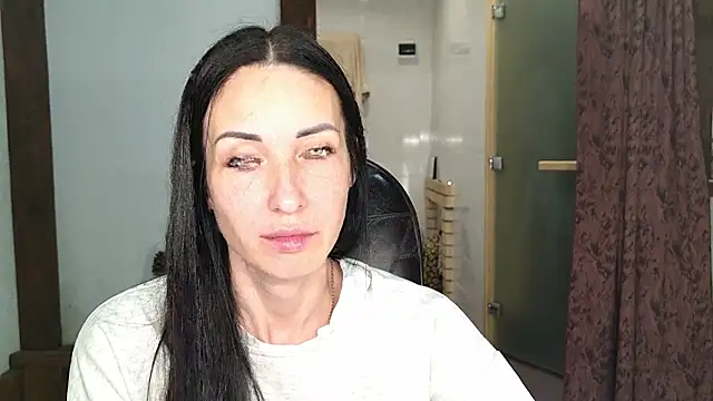 BouncySweety online show from November 20, 8:10 pm