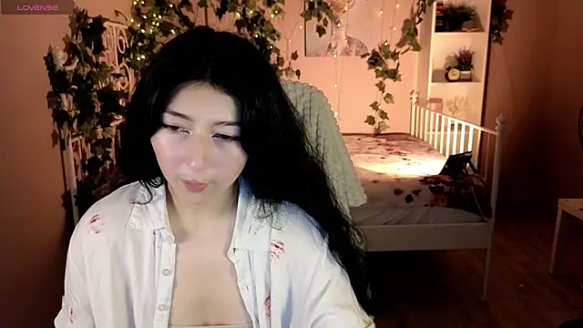 Vanessa LimX online show from June 18, 12:32 pm