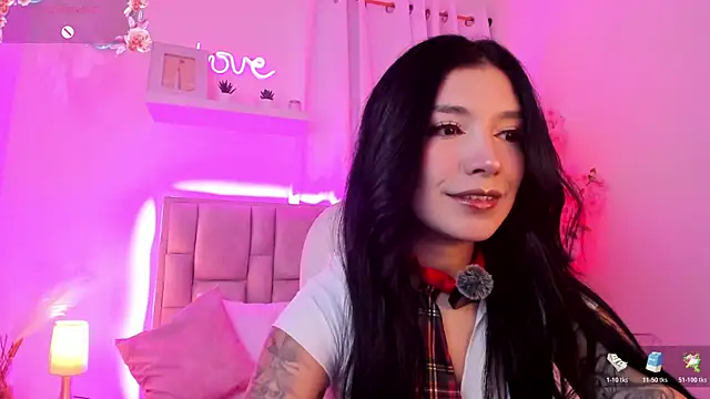 Isis waifu  online show from May 27, 3:47 am