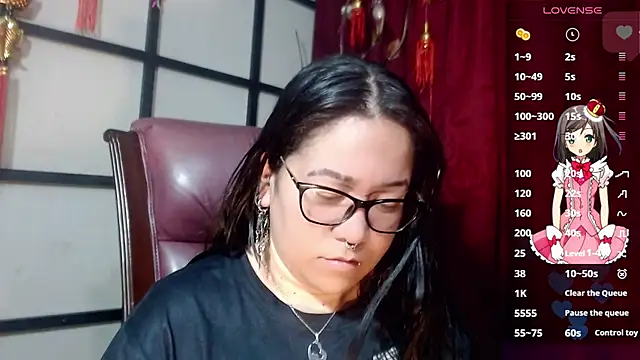Xander Taylor   online show from July 13, 11:22 am
