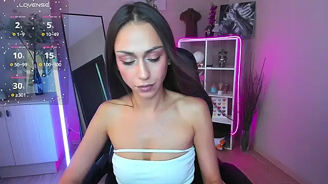 Petite Moly online show from June 23, 8:34 am