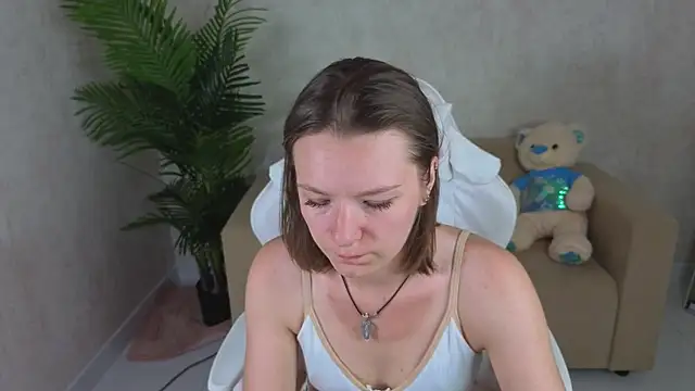 kira hatti online show from July 5, 8:31 am