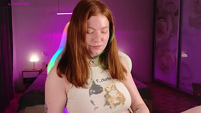 YourGingerCute online show from May 28, 12:25 pm