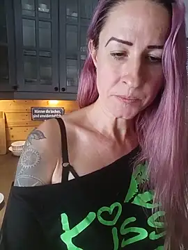 GermanMilfJasmin online show from June 9, 8:25 am