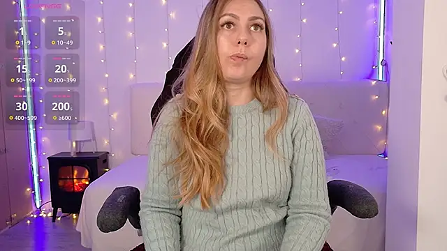 LindaWhite  online show from January 16, 10:06 pm