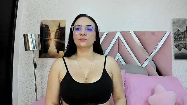 Lunna Ferrer online show from July 4, 12:01 pm