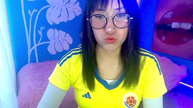 eli doll online show from July 7, 11:14 am