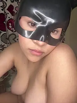 Saraymontoya online show from August 7, 4:08 am