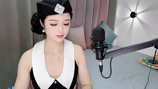 Momo-Wow online show from June 18, 6:48 am