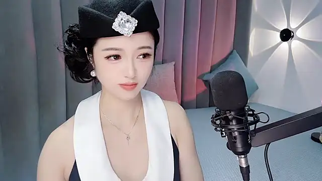 Momo-Wow online show from July 7, 6:47 am
