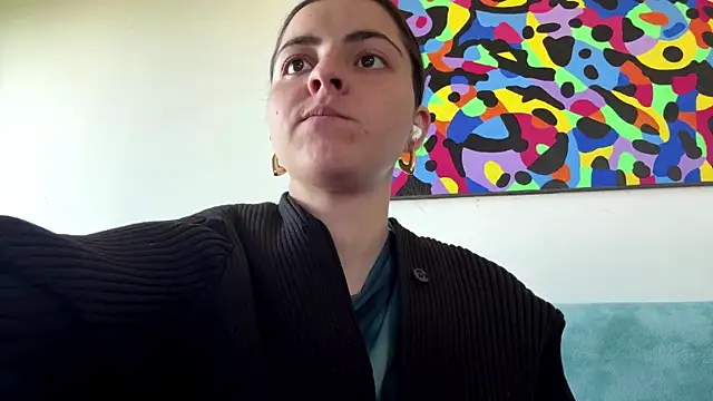 MarisaKomar online show from June 7, 8:10 am