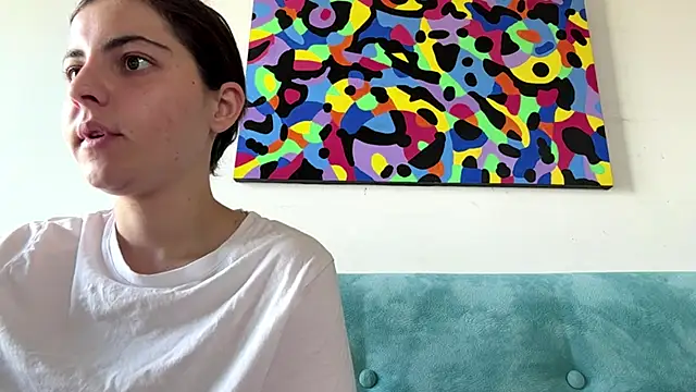 MarisaKomar online show from June 17, 8:26 am