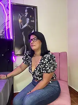 Selin mehott online show from June 3, 11:22 am