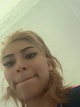 NatalieSterling online show from June 18, 2:00 pm