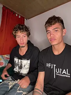 Dittoandpayton online show from July 2, 5:24 am