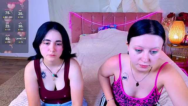 RuthHalll online show from July 3, 7:03 am