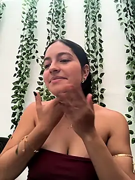 SophiCastro09  online show from July 3, 2:23 pm