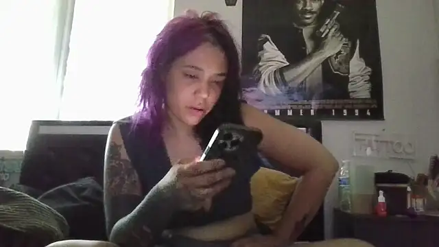 Luckyslittledevil online show from June 21, 3:27 pm