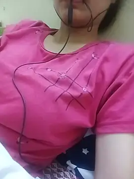 Shaina01 online show from July 7, 1:47 pm