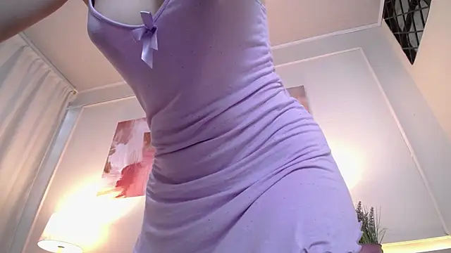 gagingmolly online show from June 10, 1:10 pm