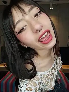 Little emy  online show from July 26, 8:27 pm