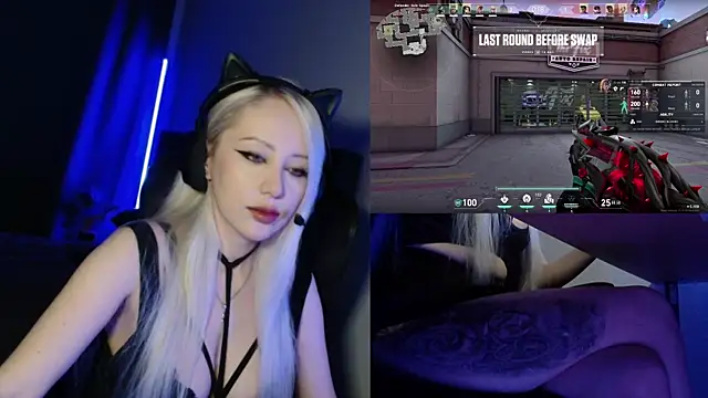 roxxyrowe online show from July 29, 10:32 pm