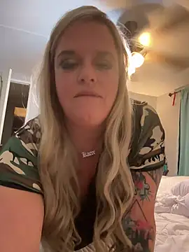 karmenrose88 online show from June 11, 6:21 am