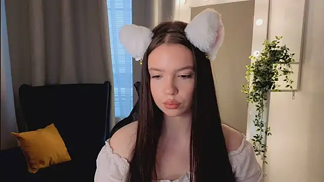 SilviaClar online show from June 11, 1:41 pm