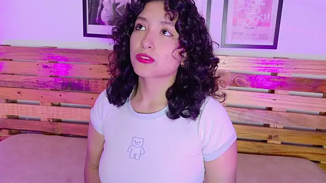 Jazz Lia  online show from July 13, 1:23 pm