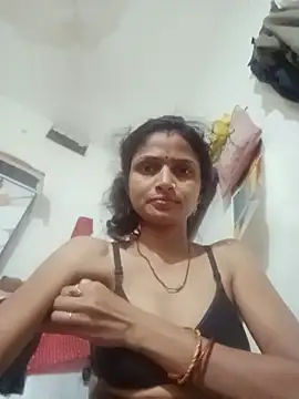 Smritiii online show from July 5, 8:14 pm