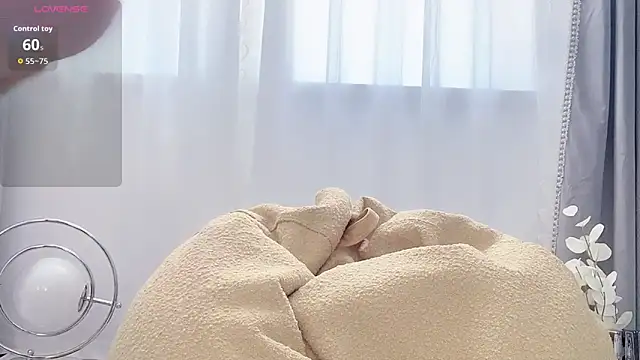 BabySnake online show from June 12, 8:33 am