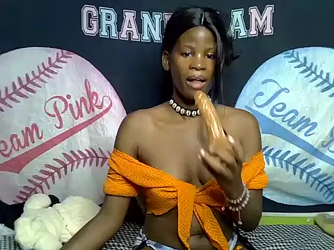 Queen slay2 online show from June 28, 4:24 pm
