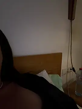 NiaBeurette online show from June 12, 7:44 pm