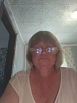MilashkaCutie50 online show from June 25, 4:45 am