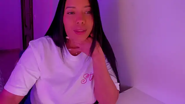 NicolePasqualott online show from February 4, 8:34 pm