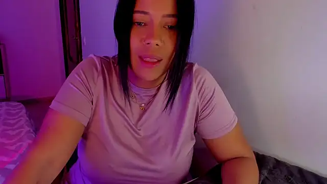 NicolePasqualott online show from January 15, 9:32 pm